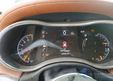 2017 Jeep Grand Cherokee Summit из США, поврежденный, VIN 1C4RJEJG2HC696867